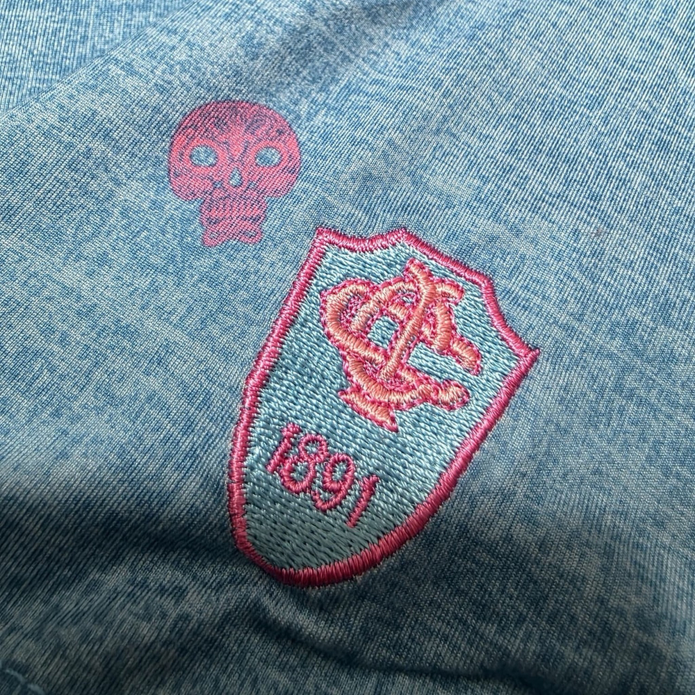 johnnie-O Blue Polo with Pink Skull Motif - Picture 4 of 11